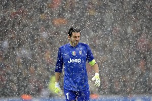 开云体育平台APP-奥亚尔萨瓦尔，冠军之心照亮几内亚的硬仗之路