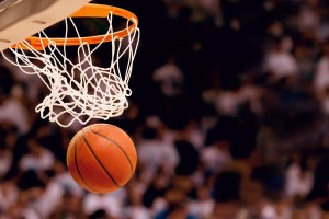 开云体育APP下载-西决生死战之夜，维尼修斯存在感拉满，当足球成为孤独者的武器